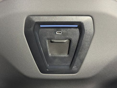 Used 2024 BMW i5 eDrive40i w/ M Sport Package image 36