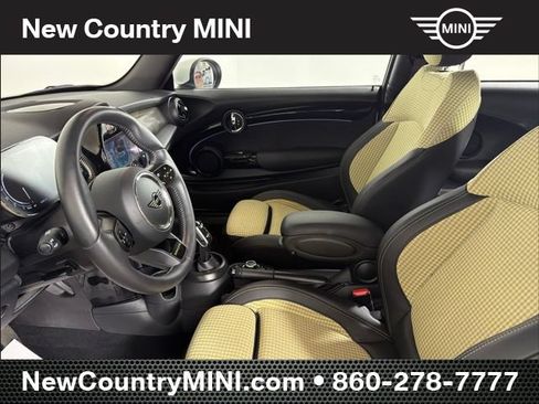 Certified 2024 MINI Cooper S w/ MINI Resolute Edition FWD image 11