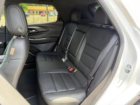 Used 2022 Chevrolet TrailBlazer ACTIV w/ Technology Package AWD/4WD image 20