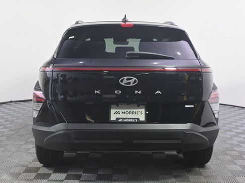 Used 2024 Hyundai Kona SEL w/ Convenience Package AWD/4WD image 5