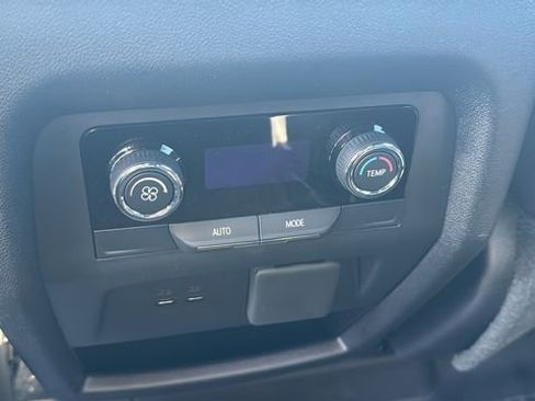 New 2026 Chevrolet Traverse LT w/ Driver Confidence Package image 27