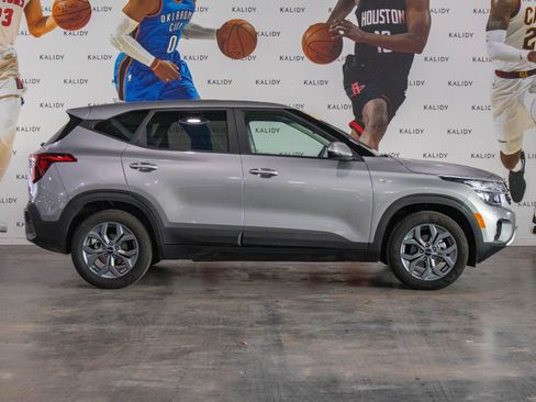 Used 2026 Kia Seltos LX image 17