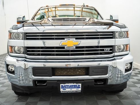 Used 2017 Chevrolet Silverado 2500 LTZ w/ Duramax Plus Package AWD/4WD image 2