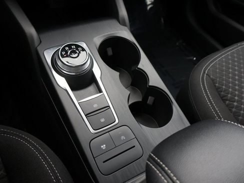 Certified 2025 Ford Escape Active w/ Cold Weather Package image 39