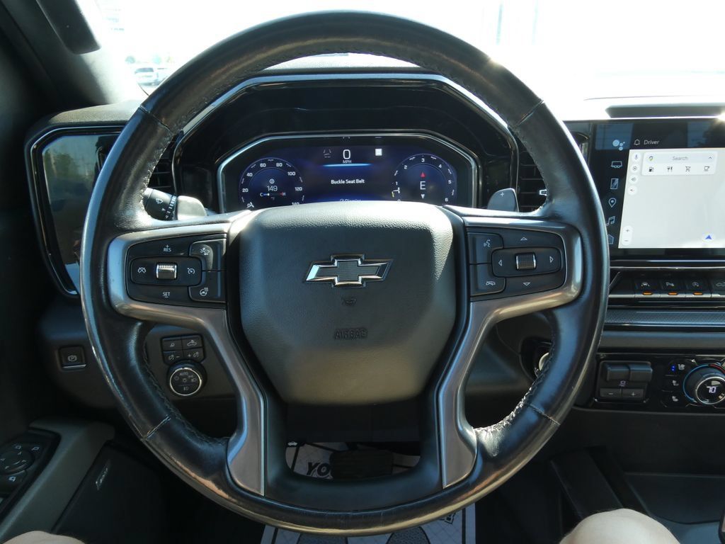 Used 2022 Chevrolet Silverado 1500 ZR2 w/ Technology Package AWD/4WD image 40