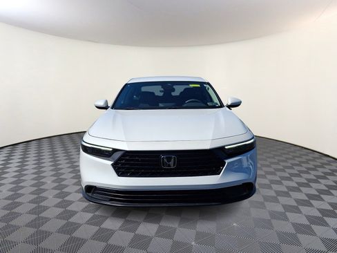 Used 2023 Honda Accord LX image 2