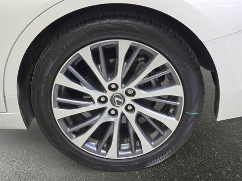 Used 2019 Lexus ES 350 image 35