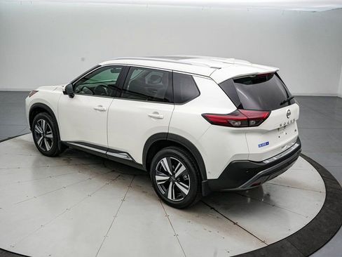 Used 2023 Nissan Rogue SL w/ SL Premium Package image 6