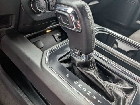 Used 2015 Ford F150 XLT w/ Equipment Group 302A Luxury image 22