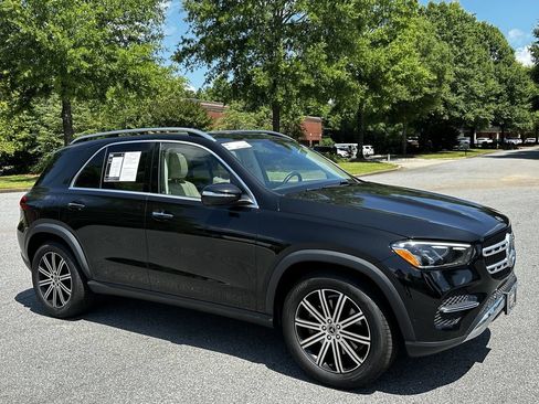 Certified 2024 Mercedes-Benz GLE 450e 4MATIC image 2