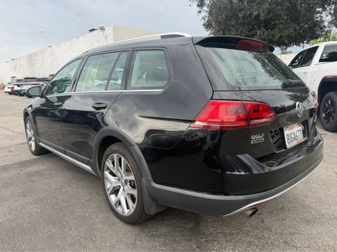 Used 2017 Volkswagen Golf Alltrack SEL AWD/4WD image 3