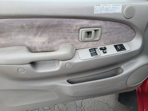 Used 2002 Toyota Tacoma 4x4 Xtracab V6 image 10