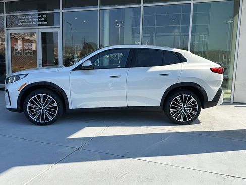 New 2026 BMW X2 xDrive28i w/ Technology Package image 4