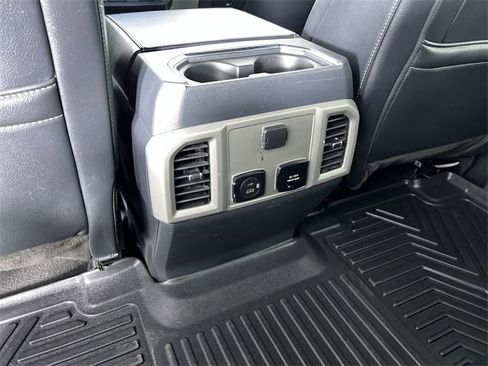 Used 2022 Ford F250 Lariat w/ Lariat Value Package image 22