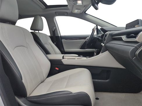 Used 2019 Lexus RX 350 AWD image 26