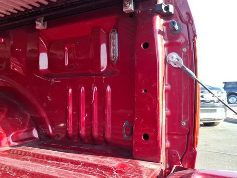 Certified 2019 Ford F150 XLT image 17