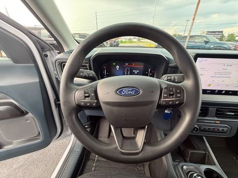 Used 2025 Ford Maverick XL FWD image 16