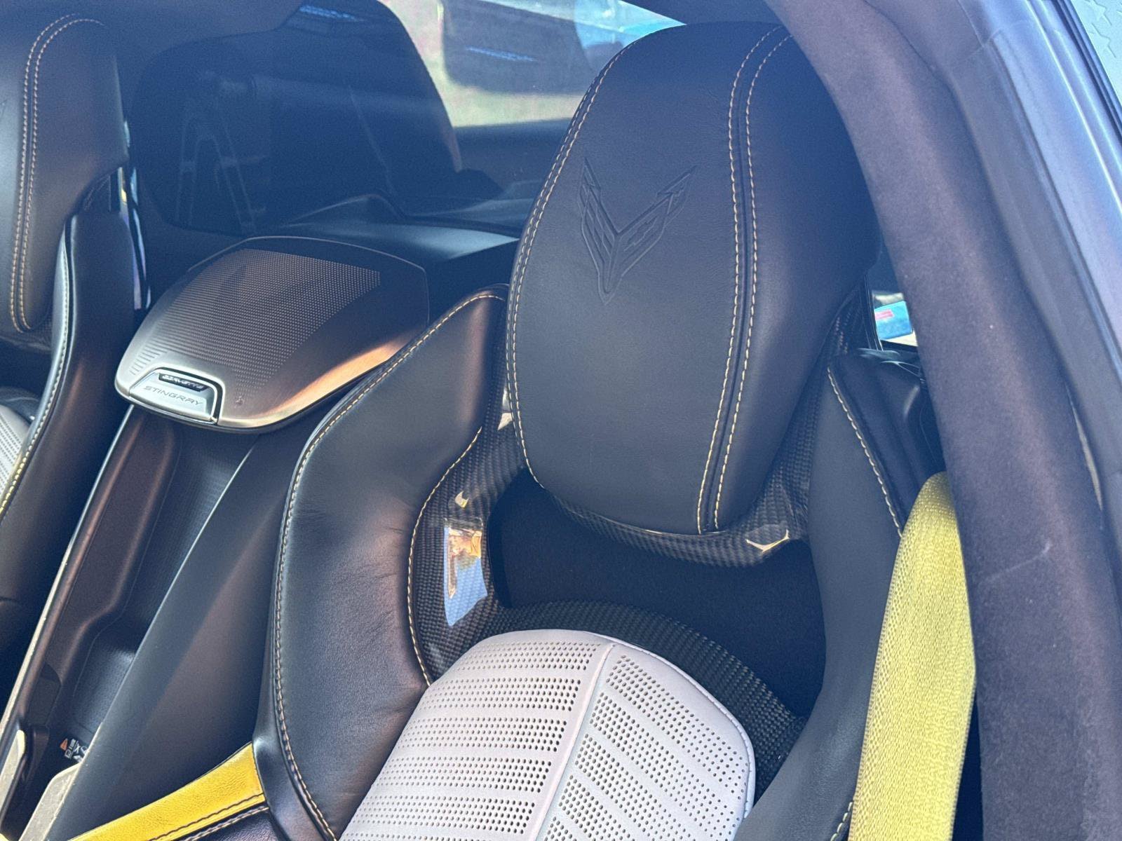 Used 2021 Chevrolet Corvette Stingray Premium Cpe w/ Z51 Performance Package RWD image 13