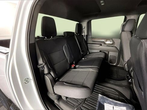 New 2026 GMC Sierra 2500 SLE w/ SLE Value Package; image 11