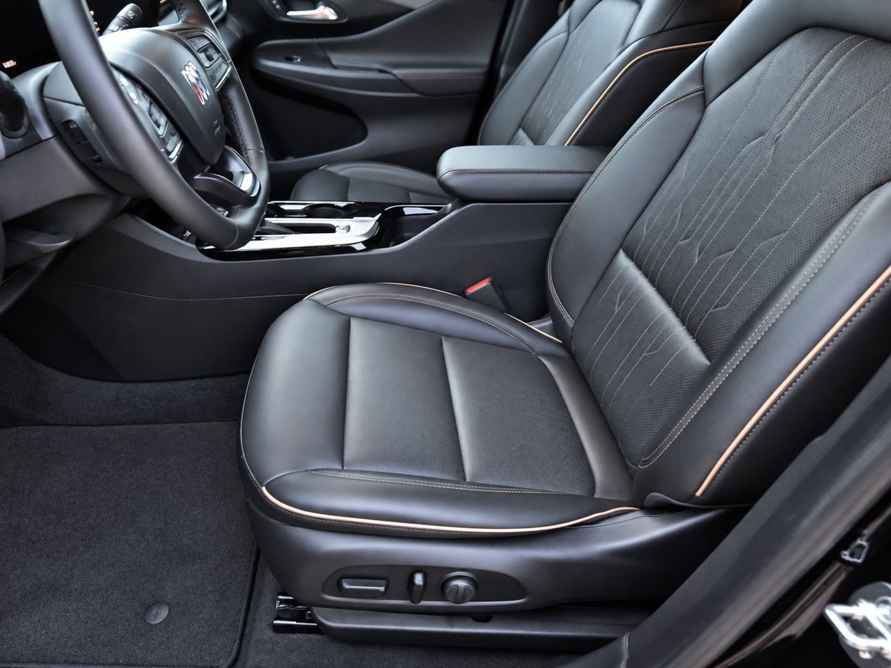 Certified 2025 Buick Envista Preferred FWD image 12
