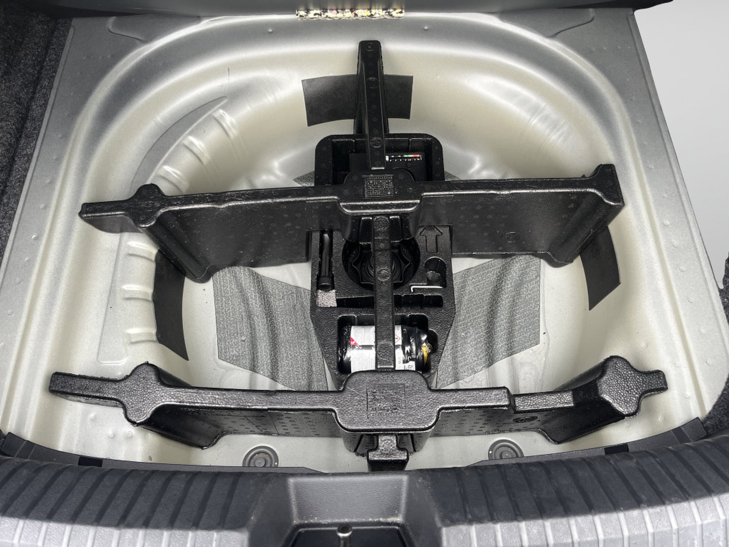 Used 2025 Volkswagen Jetta S FWD image 11