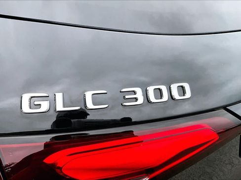Certified 2024 Mercedes-Benz GLC 300 4MATIC image 10