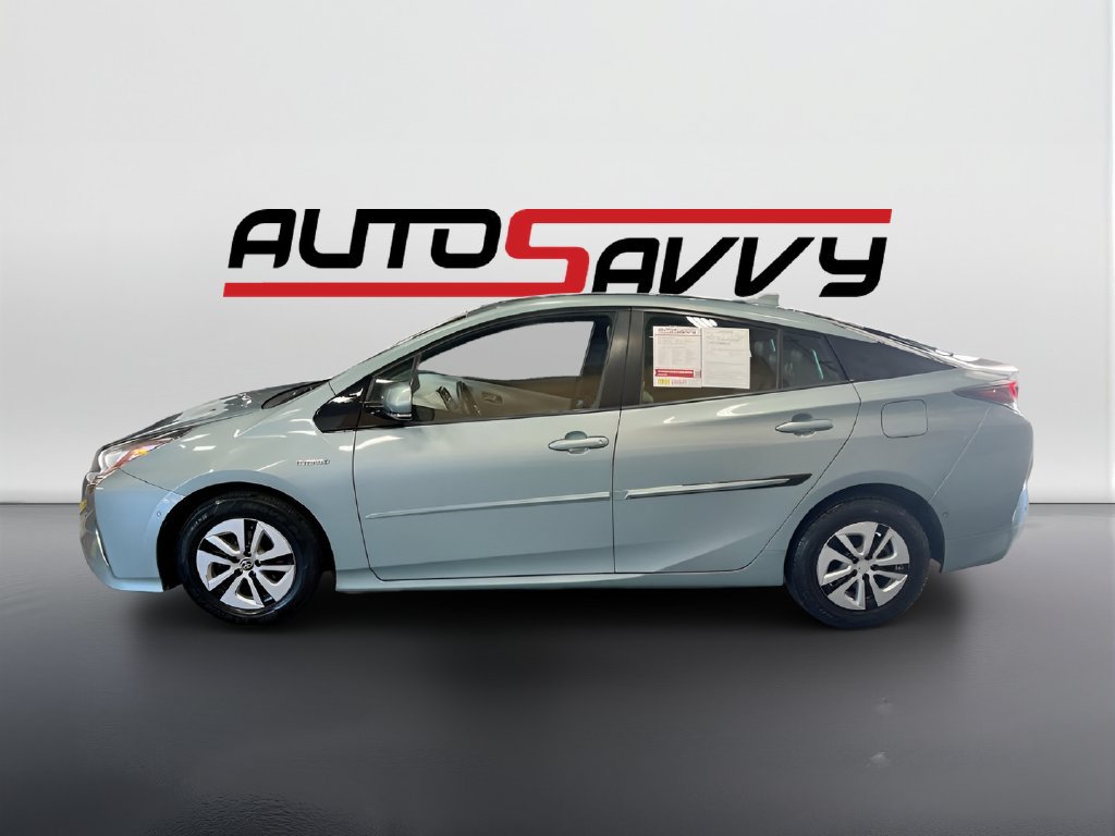 Used 2017 Toyota Prius Four w/ Premium Convenience Package FWD image 4