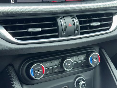 New 2025 Alfa Romeo Stelvio Sprint w/ Convenience Package image 26