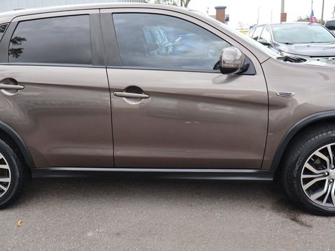 Used 2017 Mitsubishi Outlander Sport SE image 4