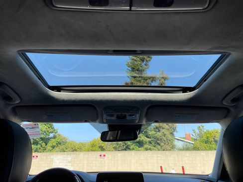 Used 2020 Kia Telluride SX w/ SX Prestige Package image 18