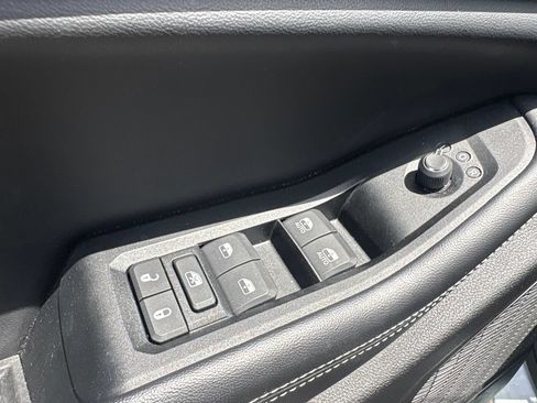 Used 2024 Jeep Grand Cherokee L Laredo AWD/4WD image 11
