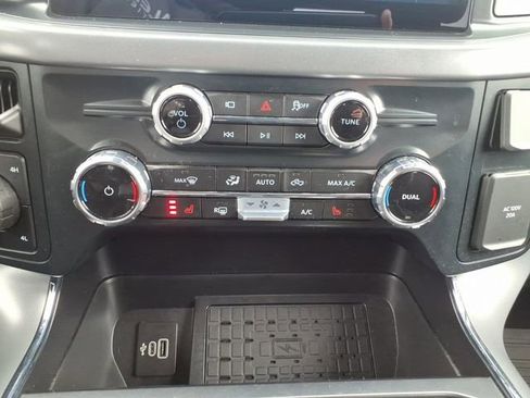 Used 2025 Ford F150 XLT w/ Equipment Group 302A MID image 19