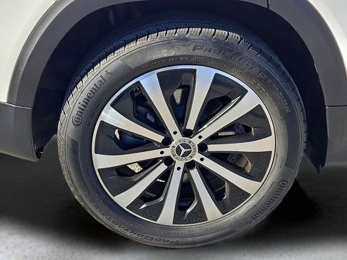 Used 2023 Mercedes-Benz GLB 250 4MATIC image 8