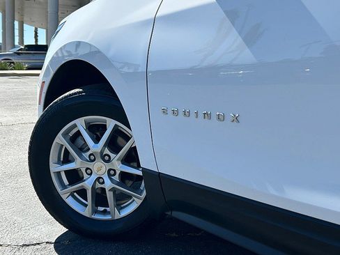 Used 2024 Chevrolet Equinox LT AWD/4WD image 15