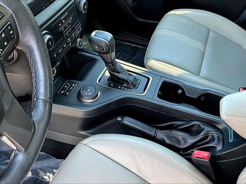 Used 2021 Ford Ranger Lariat w/ FX4 Off-Road Package AWD/4WD image 21
