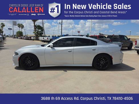 Used 2020 Dodge Charger R/T w/ Performance Handling Group RWD image 11