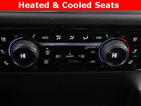 Used 2023 Chevrolet Silverado 1500 High Country w/ High Country Premium Package image 5