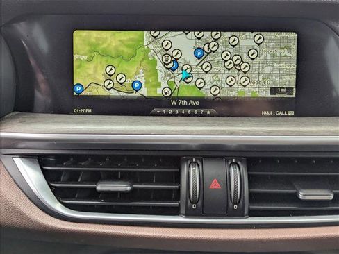 Used 2018 Alfa Romeo Stelvio Ti AWD/4WD image 13