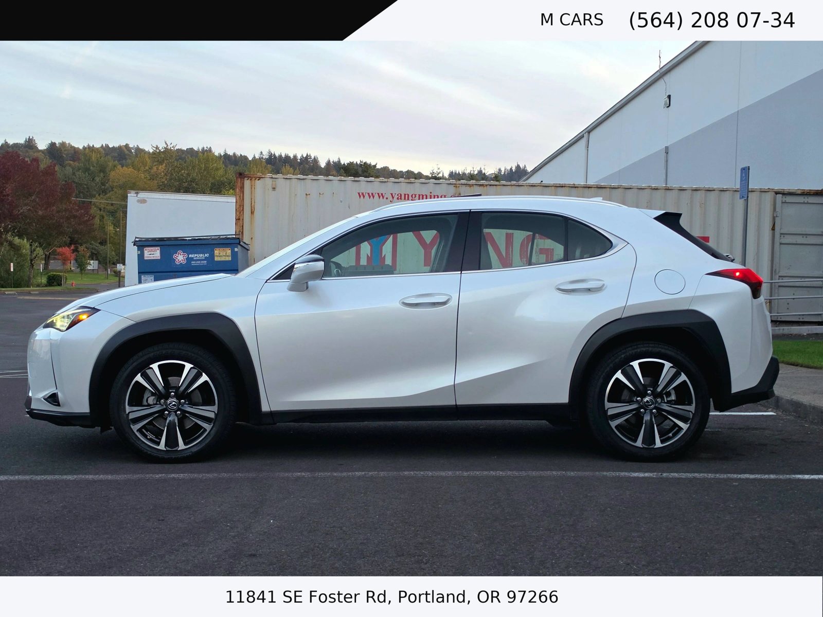 Used 2019 Lexus UX 200 FWD image 9