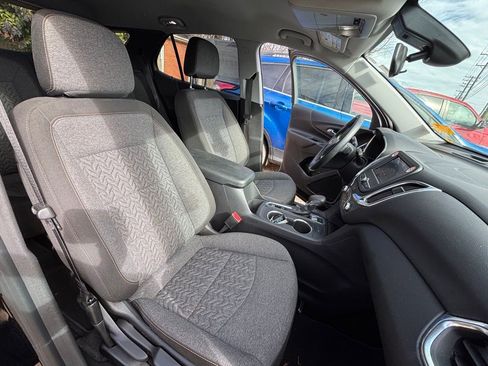 Used 2024 Chevrolet Equinox LT image 12