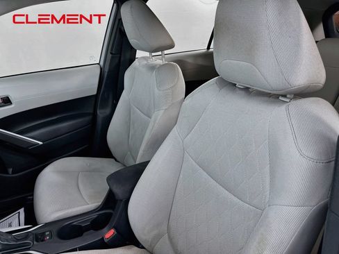 Used 2022 Toyota Corolla Cross L FWD image 27