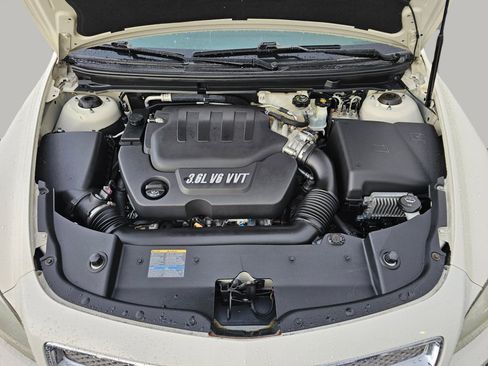 Used 2008 Chevrolet Malibu LTZ image 17