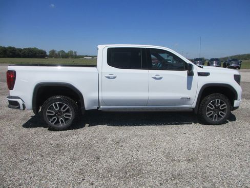 New 2026 GMC Sierra 1500 AT4 w/ AT4 Premium Package AWD/4WD image 3