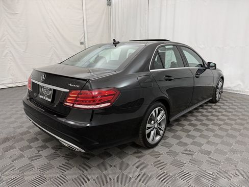 Used 2016 Mercedes-Benz E 350 4MATIC Luxury Sedan Premium image 5