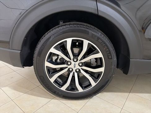 Used 2025 Ford Explorer ST-Line RWD image 30