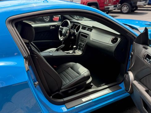 Used 2013 Ford Mustang GT Premium RWD image 22