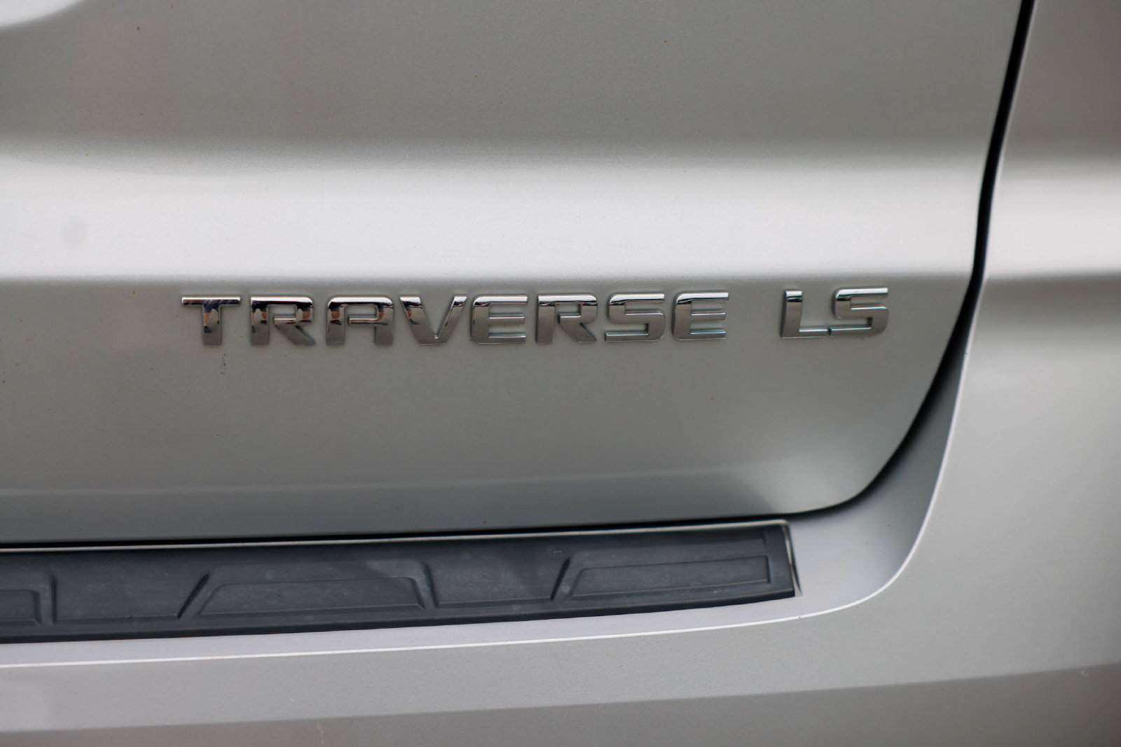 Used 2016 Chevrolet Traverse LS FWD image 32