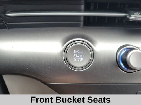 Used 2025 Hyundai Kona SEL image 9