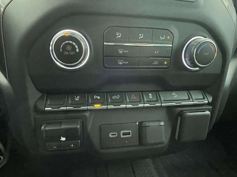 Certified 2025 Chevrolet Silverado 2500 Custom w/ Custom Value Package image 22