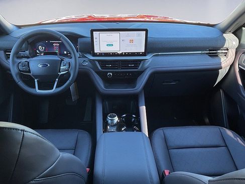 New 2026 Ford Explorer Platinum image 7